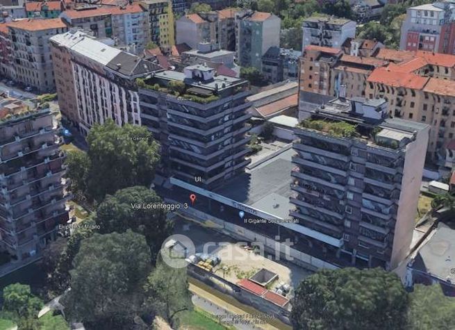 Appartamento in residenziale in Via Lorenteggio 3