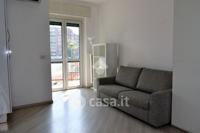 Appartamento in residenziale in Via Lorenteggio 62