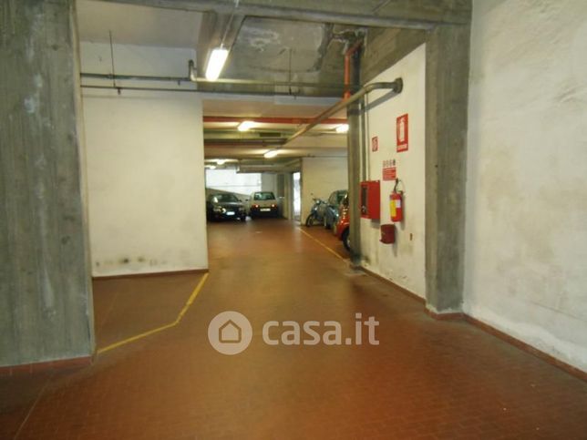 Garage/posto auto in residenziale in 