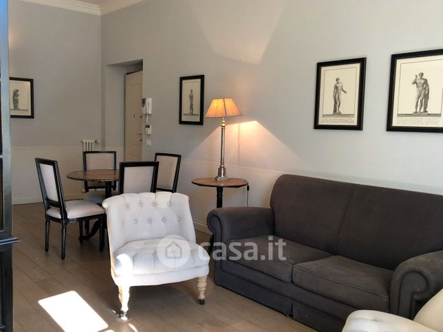 Appartamento in residenziale in Piazza dei nerli