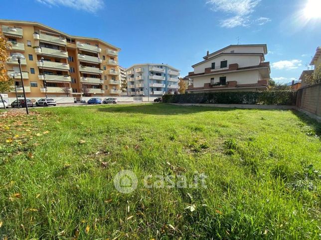 Terreno edificabile in residenziale in Via Biferno