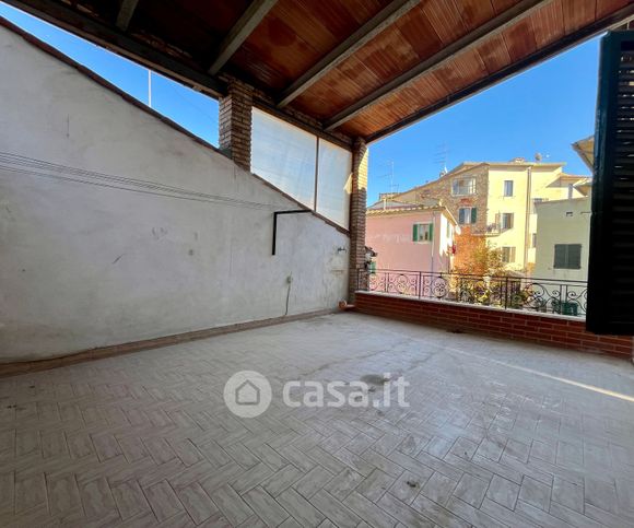 Appartamento in residenziale in Via Bartolenga