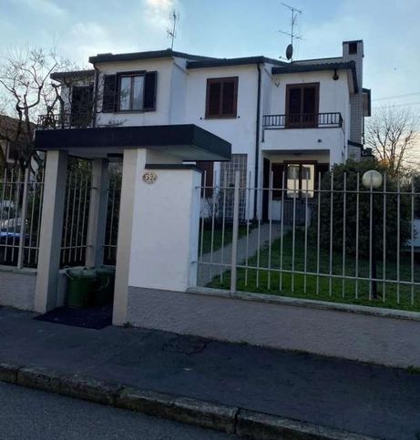 Villa in residenziale in