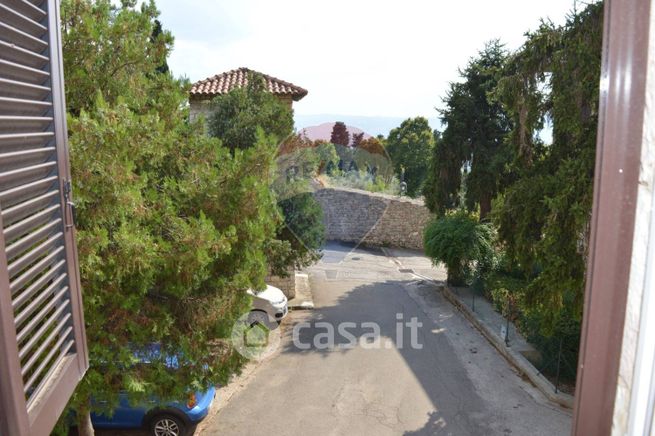 Appartamento in residenziale in Via Moiano