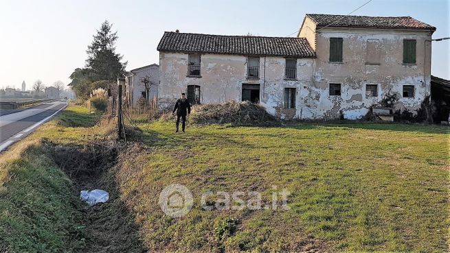 Casa indipendente in residenziale in Via Canala