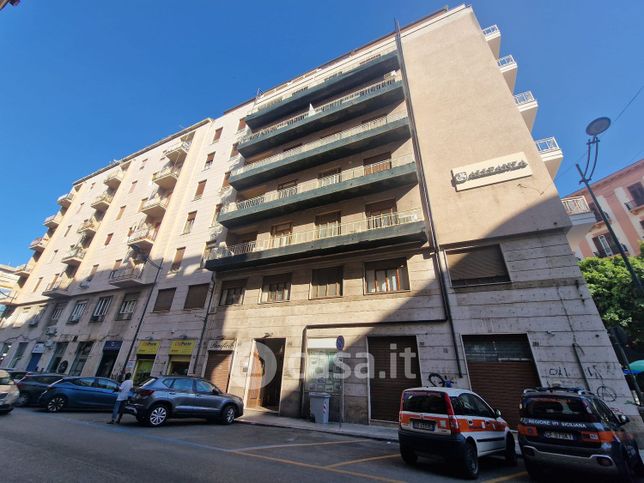 Ufficio in commerciale in Via Mariano Stabile