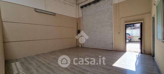 Capannone in commerciale in Via Predda Niedda Strada 1
