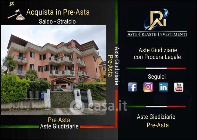 Appartamento in residenziale in Via Attilio Schettini 8