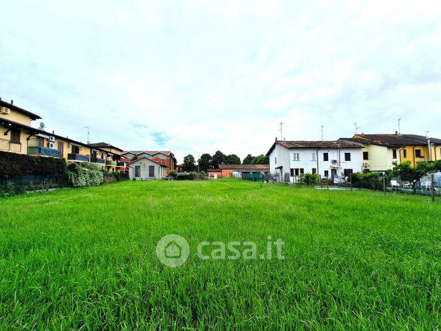 Terreno edificabile in residenziale in Via Trento