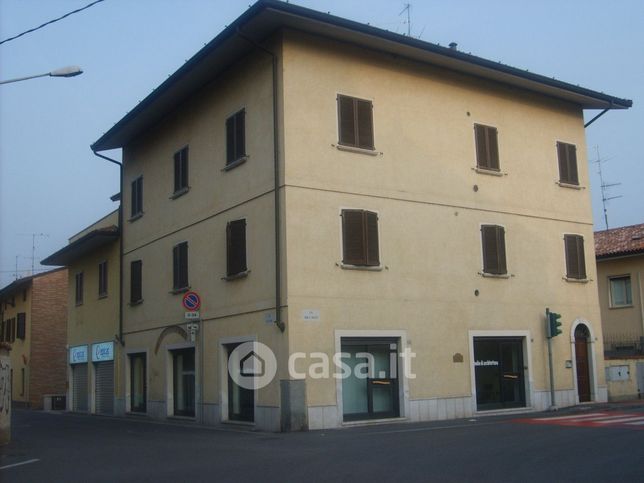 Ufficio in commerciale in Via San Rocco