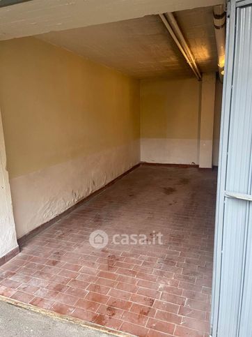 Box/posto auto in residenziale in 
