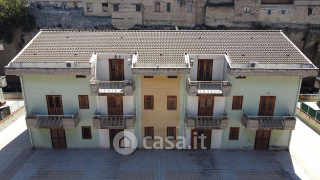 Appartamento in residenziale in Via Agnone 100