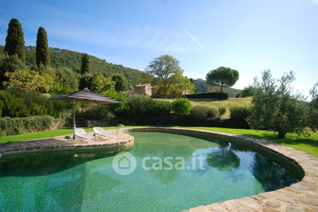 Rustico/casale in residenziale in 