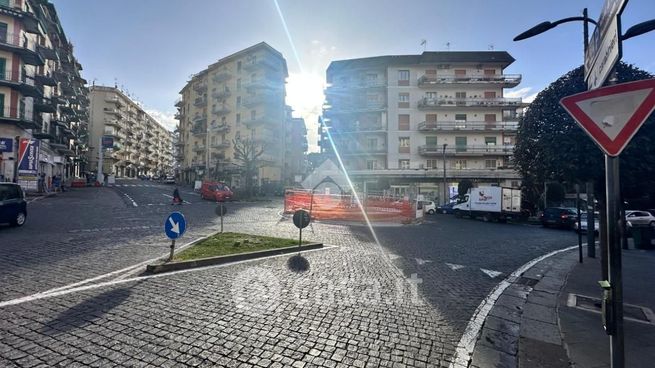 Garage/posto auto in residenziale in Via IV Novembre 102