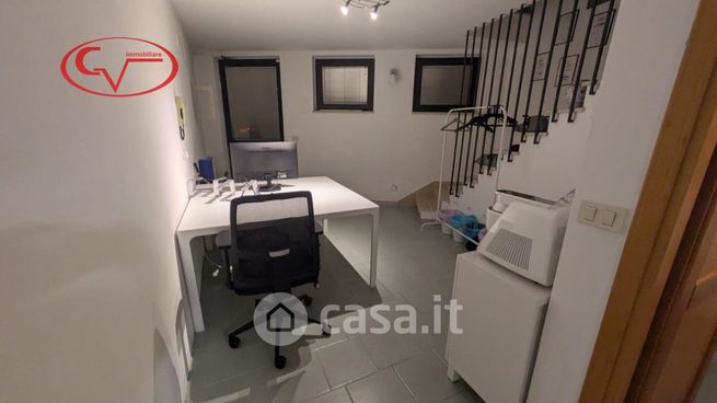 Ufficio in commerciale in Viale Armando Diaz