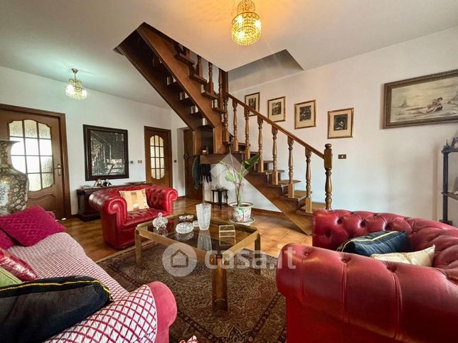 Appartamento in residenziale in Corso Castello 43