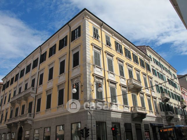 Ufficio in commerciale in Via Matteo Renato Imbriani 5