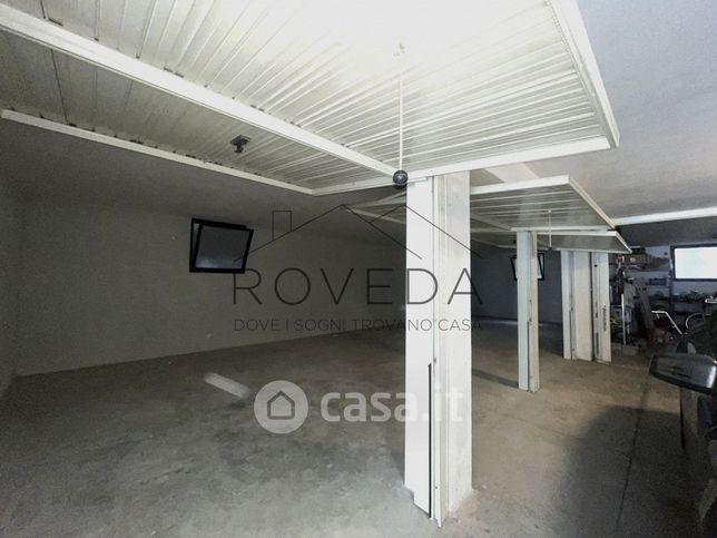 Box/posto auto in residenziale in Via Roma