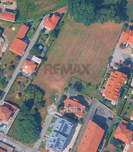 Terreno edificabile in residenziale in Via Ciriè