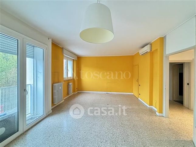 Appartamento in residenziale in Via Camillo Giussani