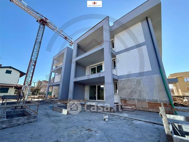 Appartamento in residenziale in Via Montello
