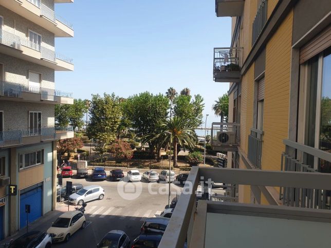 Appartamento in residenziale in Via Ottavio Serena 37