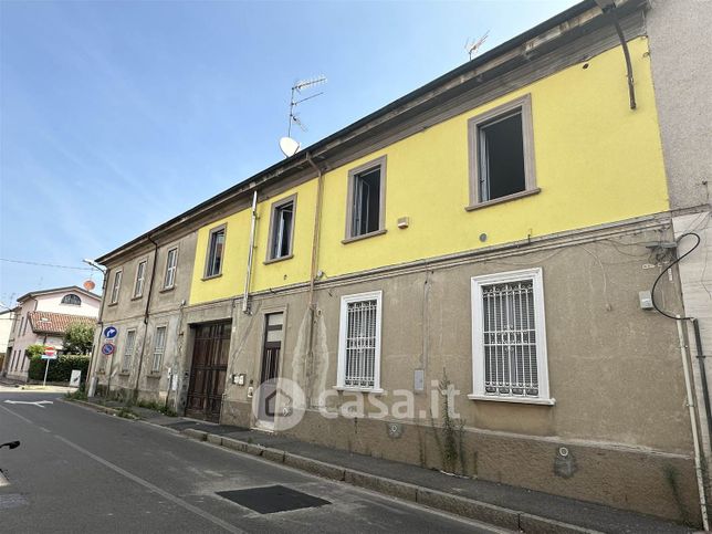 Appartamento in residenziale in Via Maria Gaetana Agnesi 37