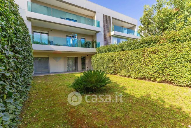 Appartamento in residenziale in Via Calliope 3