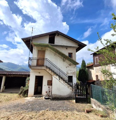 Casa indipendente in residenziale in Strada Provinciale 183 1