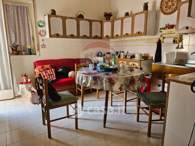 Appartamento in residenziale in Viale Algeri 88