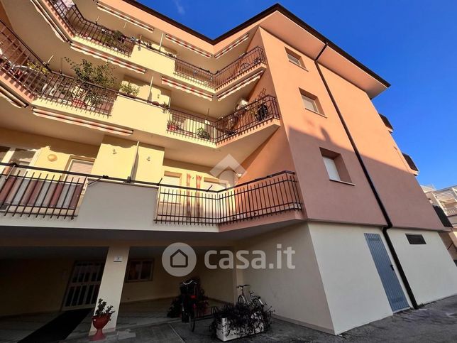 Appartamento in residenziale in Via Germania 3