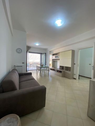 Appartamento in residenziale in Viale Claris 1