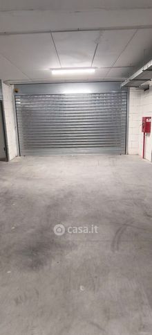 Box/posto auto in residenziale in Corso Vittorio Emanuele