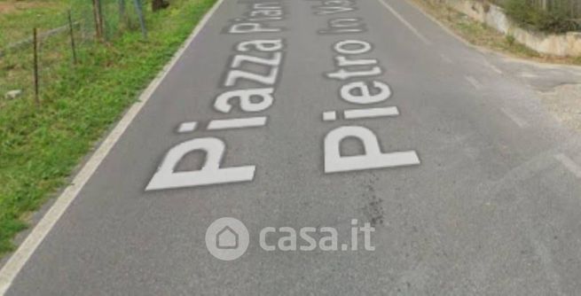 Terreno agricolo in commerciale in Piazza Piani San Pietro in Valle 1