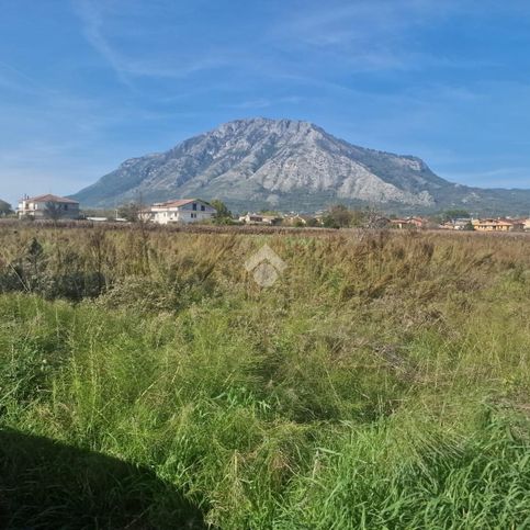 Terreno edificabile in residenziale in Via Variante