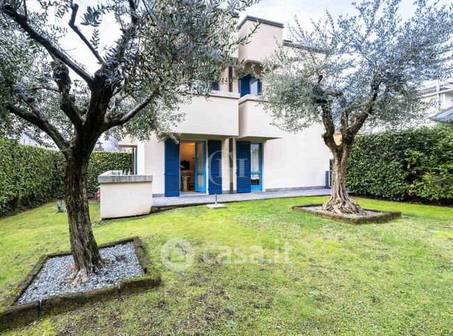 Villetta a schiera in residenziale in 