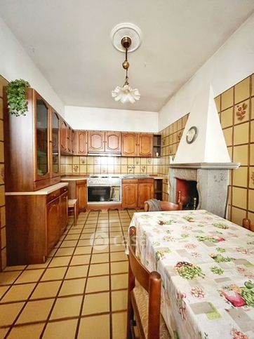 Casa indipendente in residenziale in 