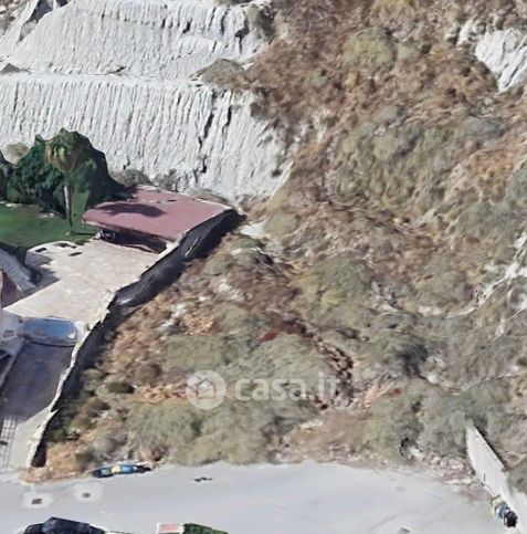 Terreno edificabile in residenziale in Via Taras 59