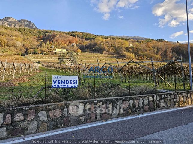 Terreno agricolo in commerciale in 