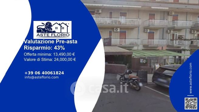 Box/posto auto in residenziale in Viale della Regione