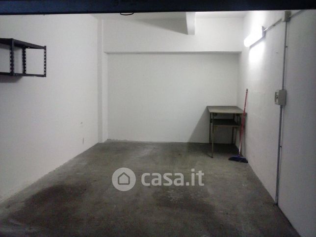 Garage/posto auto in residenziale in Corso Europa 151