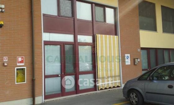 Capannone in commerciale in Via Calcinaro 2089