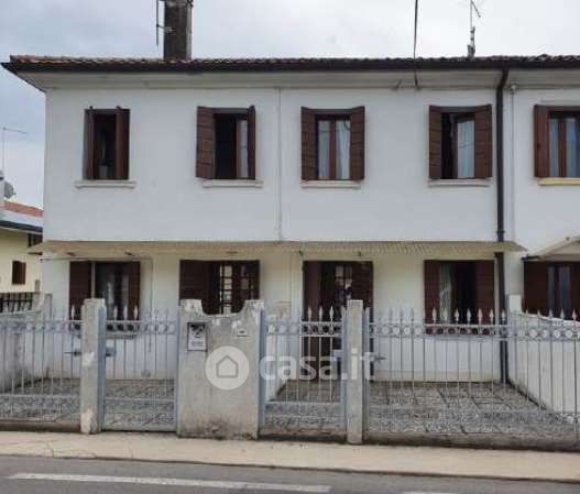 Casa bi/trifamiliare in residenziale in Via Antonio Gramsci