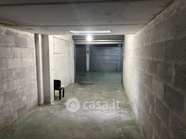 Garage/posto auto in residenziale in Via San Felice Circeo 9