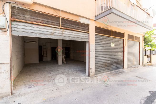 Box/posto auto in residenziale in 