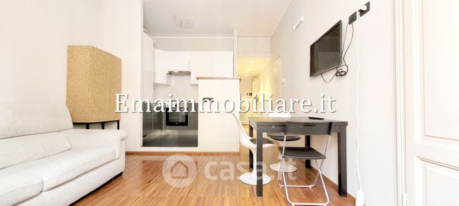 Appartamento in residenziale in Via Cola Montano 8