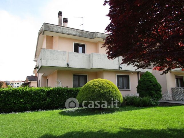 Appartamento in residenziale in Via Vittorio Alfieri