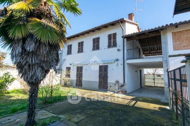Casa indipendente in residenziale in Via Stevani 9