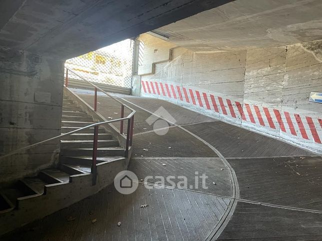 Garage/posto auto in residenziale in Via Provinciale