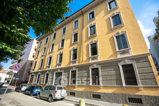 Appartamento in residenziale in Via Como 25